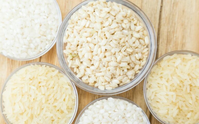 Glutinous Rice vs Sushi Rice: Understanding Rice Varieties
