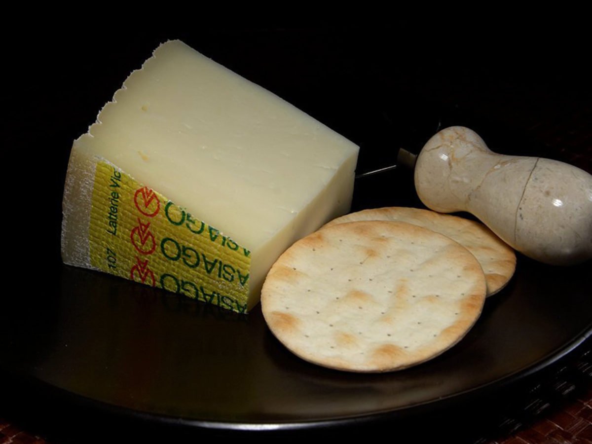 Asiago Cheese vs Parmesan: Comparing Italian Cheeses